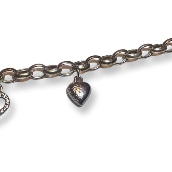 ⭐️3/$25⭐️ Silver Hearts And Love Charm Bracelet - Picture 4 of 5